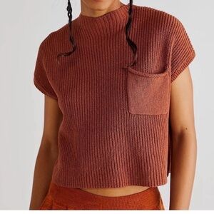 Free People Beach Sweater in Rust, size Medium *NWOT*
